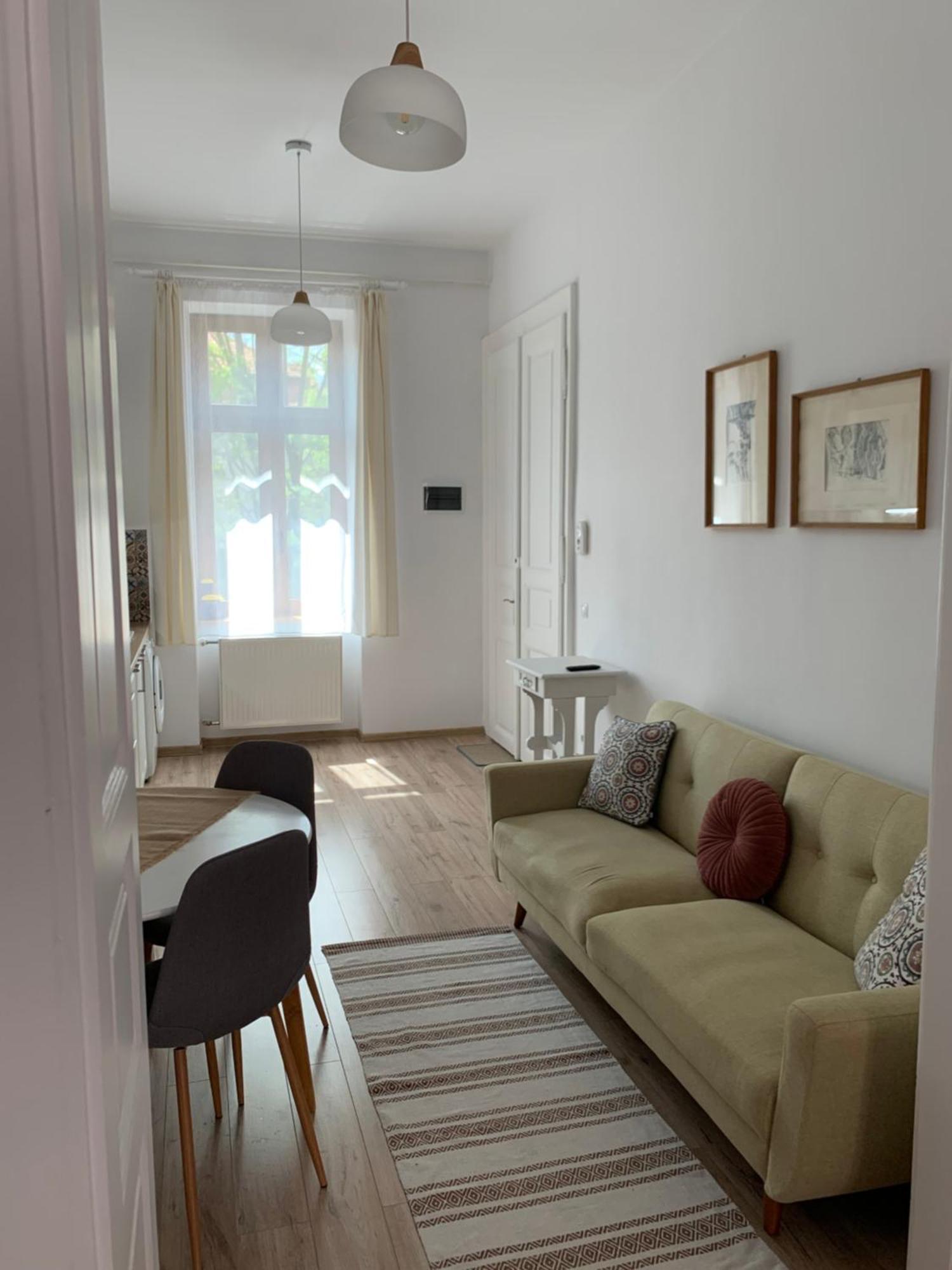 Charming Central Apartments Cluj-Napoca Luaran gambar